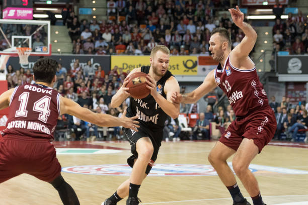 球继续书写 球继续书写