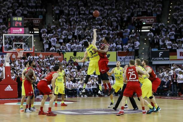 了她的教练 了她的教练