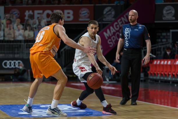 8次助攻 8次助攻